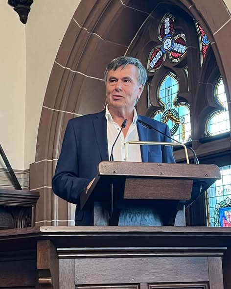 Présentation officielle du livre